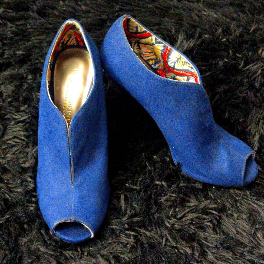 Navy Blue Ankle Booties 💙